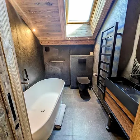 Nuage, Luxe, Centre Village *