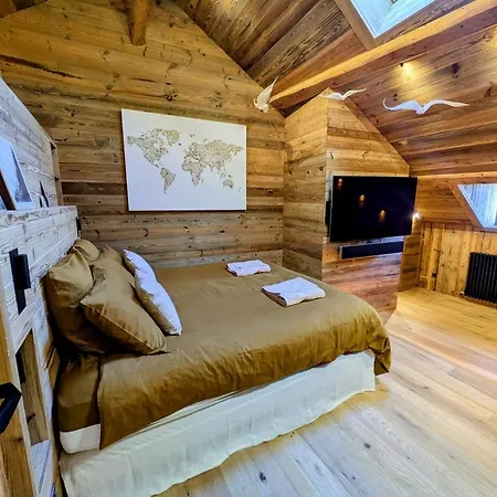 Nuage, Luxe, Centre Village