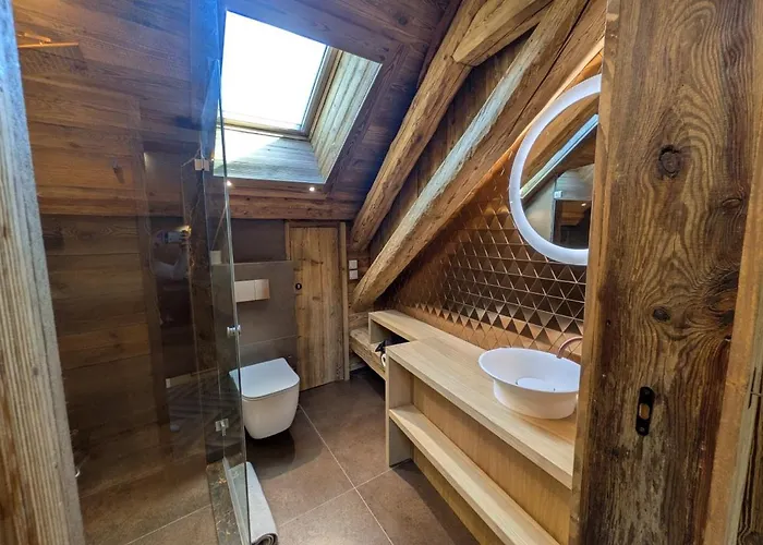 Nuage, Luxe, Centre Village *