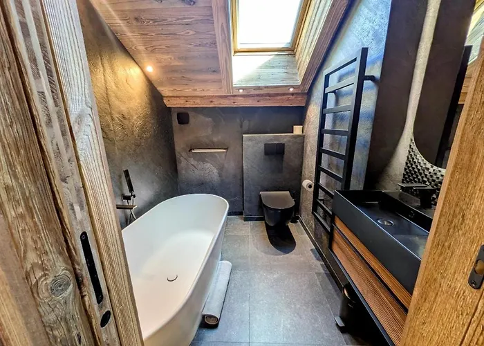 Nuage, Luxe, Centre Village *